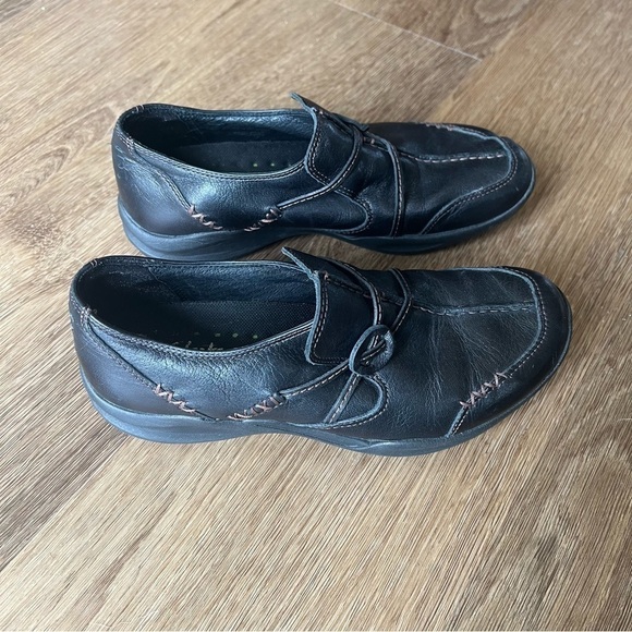 Clarks Wave leather walking shoe, size 6M - Picture 3 of 7